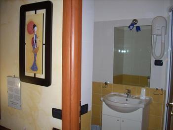 Viennese Due Hotel โรม ภายนอก รูปภาพ